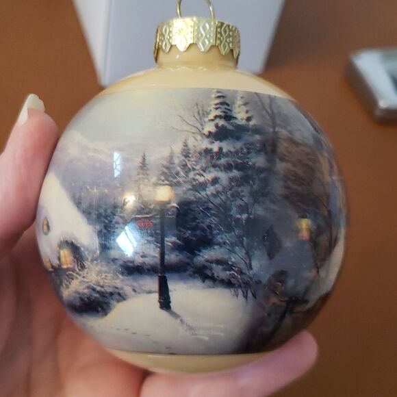 EUC Sears Thomas Kinkade Painter of Light Christmas Ornament Dated 2011 - Picture 10 of 13